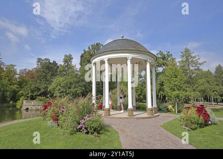 Runder Pavillon im Parc de l'orangery, Orangerie Park, Tempel, Monopteros, Straßburg, Bas-Rhin, Elsass, Frankreich, Europa Stockfoto