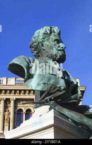 Statue von Gabor Szarvas Budapest V., Szechenyi Istvan ter Stockfoto