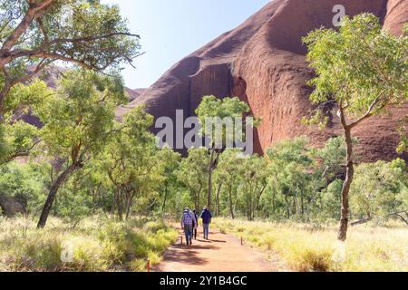 Blick vom Mala Walk Track, Uluru (Ayers Rock), Uluṟu-Kata Tjuṯa Nationalpark, Northern Territory, Australien Stockfoto