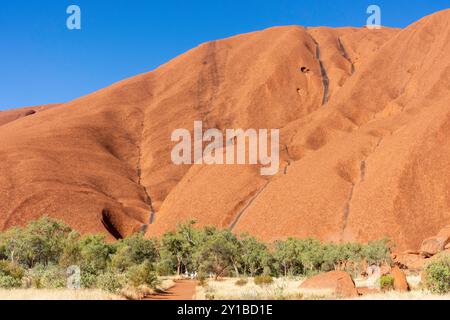 Blick vom Kuniya Walk, Uluru (Ayers Rock), Uluṟu-Kata Tjuṯa Nationalpark, Northern Territory, Australien Stockfoto