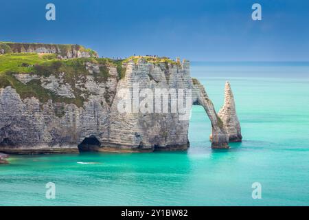 Sonnenaufgang in Etretat, Octeville sur Mer, Le Havre, seine Maritime, Normandie, Frankreich, Westeuropa. Stockfoto