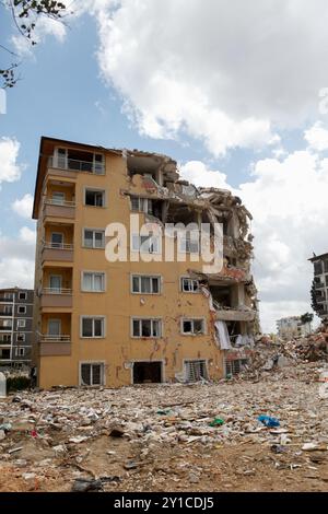 Antakya, Turkiye. April 2023. Trümmer und Zerstörung in der türkischen Stadt Antakya Stockfoto