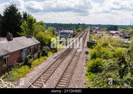 Das Eisenbahnviadukt über den Fluss Tees in Yarm, England, Großbritannien. Blick von oben Stockfoto