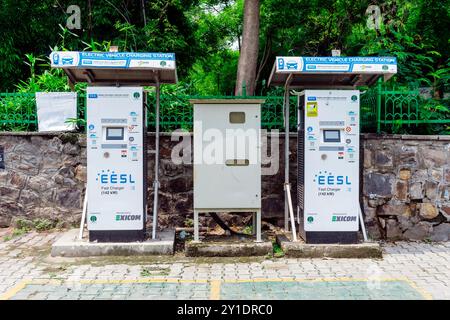 Ladestation für Elektrofahrzeuge in Neu-Delhi/Indien 2024 Stockfoto