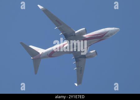 Chiangmai, Thailand - 23. Dezember 2023: B-5812 Boeing 737-700 von Ruili Airlines. Fahren Sie von Chiangmai nach Kunming. Stockfoto