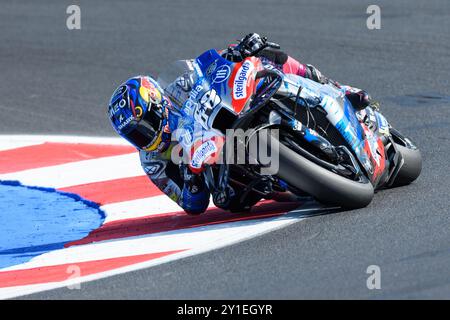 Misano Adriatico, Italien. September 2024. Miguel OLIVEIRA (POR) - Trackhouse Racing in Runde 4 während des Trainings der MotoGP Gran Premio Red Bull di San Marino 2024 in Misano Adriatico (Italien), 13. Runde der MotoGP-Weltmeisterschaft 2024. Quelle: Riccardo Righetti/Alamy Live News Stockfoto