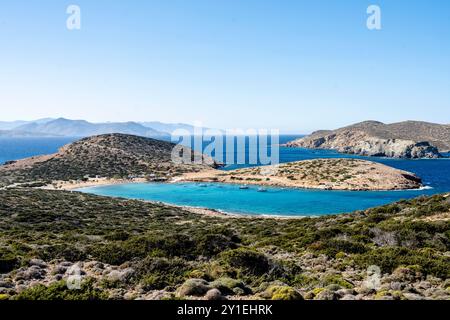 Griechenland, Kykladen, Amorgos, Kalotaritissa Beach im äussersten Westen der Insel Stockfoto