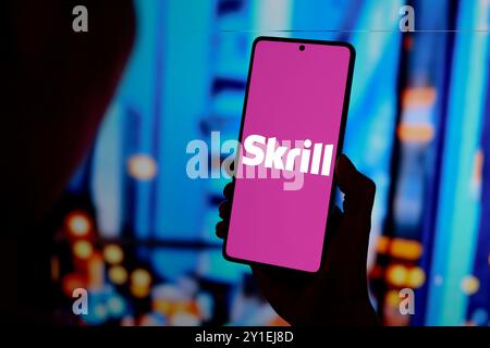 6. September 2024, Paraguay: In dieser Fotoabbildung wird das Skrill-Logo auf einem Smartphone-Bildschirm angezeigt. (Credit Image: © Jaque Silva/SOPA Images via ZUMA Press Wire) NUR REDAKTIONELLE VERWENDUNG! Nicht für kommerzielle ZWECKE! Stockfoto