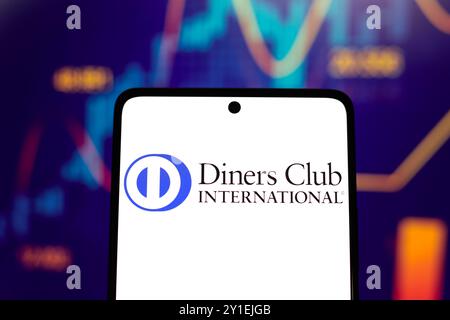 Paraguay. September 2024. In dieser Abbildung wird das Diners Club International Logo auf einem Smartphone-Bildschirm angezeigt. (Foto von Jaque Silva/SOPA Images/SIPA USA) *** ausschließlich für redaktionelle Nachrichten *** Credit: SIPA USA/Alamy Live News Stockfoto