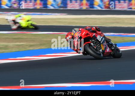 Misano Adriatico, Italien. September 2024. Augusto FERNANDEZ (SPA) - Red Bull GASGAS Tech3 in Runde 3 während des Trainings der MotoGP Gran Premio Red Bull di San Marino 2024 in Misano Adriatico (Italien), 13. Runde der MotoGP Weltmeisterschaft 2024. Quelle: Riccardo Righetti/Alamy Live News Stockfoto