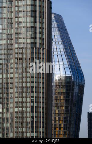 Der Southbank Tower mit einem Blackfriars im Hintergrund. One Blackfriars ist ein 50-stöckiges Gebäude mit gemischter Nutzung an der Blackfriars Road, die i Stockfoto