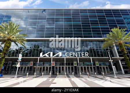 Das Kia Center, ehemals Amway Center, ist eine Mehrzweckarena im Stadtzentrum von Orlando und Heimat des Orlando Magic der NBA. Stockfoto