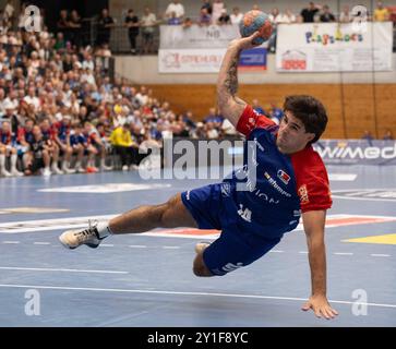 Max SANTOS (HBW Balingen-Weilstetten, #14) erzielt ein Tor, Aktion, Torwurf HBW Balingen-Weilstetten (HBW) vs. TuS N-Lübbecke (NLB), Handball, Maenner, Daikin 2. Handball-Bundesliga (2.HBL), 1. Spieltag, Spielzeit 2024/2025, 06.09.2024 Foto: Eibner-Pressefoto/Oliver Schmidt Stockfoto