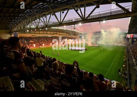 Wigan, Großbritannien. September 2024. Eine allgemeine Ansicht des Brick Community Stadions vor dem Spiel Wigan Warriors vs Hull KR in der Betfred Super League Runde 25 im Brick Community Stadium, Wigan, Vereinigtes Königreich, 6. September 2024 (Foto: Cody Froggatt/News Images) in Wigan, Vereinigtes Königreich am 6. September 2024. (Foto: Cody Froggatt/News Images/SIPA USA) Credit: SIPA USA/Alamy Live News Stockfoto