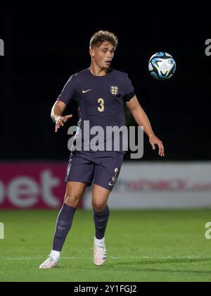 Der Engländer Callum Doyle während des Qualifikationsspiels zur UEFA-Euro-U21-Meisterschaft auf den Ballymena Showgrounds in County Antrim. Bilddatum: Freitag, 6. September 2024. Stockfoto