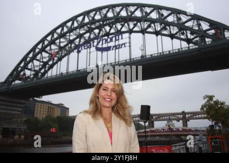 Der Great North Run 5k findet am Freitag auf Newcastle und Gateshead statt, an dem Bürgermeister Kim McGuinness teilnahm. Newcastle Upon Tyne, Großbritannien, 6. September 2024, Credit: DEW/Alamy Live News Stockfoto