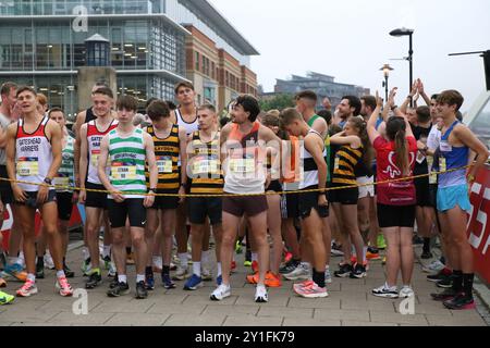 Der Great North Run 5k findet am Freitag auf Newcastle und Gateshead statt, an dem Bürgermeister Kim McGuinness teilnahm. Newcastle Upon Tyne, Großbritannien, 6. September 2024, Credit: DEW/Alamy Live News Stockfoto