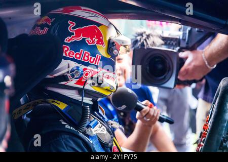 Morzine, Frankreich. September 2024. LOEB Sebastien, GODEY Laurène, Alpine A110 GT, Porträt während der Rallye Mont-Blanc Morzine 2024, 6. Runde des Championnat de France des Rallyes 2024, 6. Bis 9. September in Morzine, Frankreich - Foto Bastien Roux/DPPI Credit: DPPI Media/Alamy Live News Stockfoto