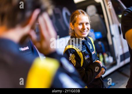 Morzine, Frankreich. September 2024. DACHICOURT Paul, DACHICOURT Adèle, Renault Clio Rally5, Porträt während der Rallye Mont-Blanc Morzine 2024, 6. Runde des Championnat de France des Rallyes 2024, vom 6. Bis 9. September in Morzine, Frankreich - Foto Bastien Roux/DPPI Credit: DPPI Media/Alamy Live News Stockfoto