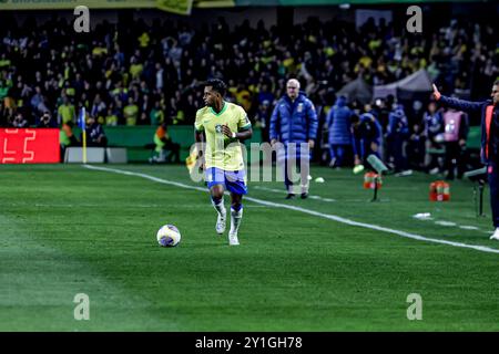 Curitiba, Parana, Brasilien. September 2024. Curitiba (PR), 06/2024 - QUALIFIKATION/BRASILIEN VS ECUADOR - Höhepunkte des Spiels zwischen Brasilien und Ecuador, gültig für die 7. Runde der Qualifikation zur Weltmeisterschaft 2026, am Abend dieses Freitag, den 6. September 2024, im großen Antonio Couto Pereira Stadion in Curitiba-PR. (Kreditbild: © Pedro Paulo Diaz/TheNEWS2 via ZUMA Press Wire) NUR REDAKTIONELLE VERWENDUNG! Nicht für kommerzielle ZWECKE! Stockfoto