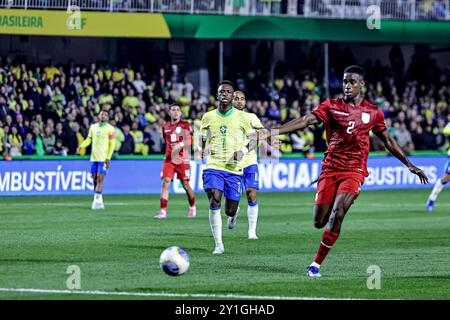 Curitiba, Parana, Brasilien. September 2024. Curitiba (PR), 06/2024 - QUALIFIKATION/BRASILIEN VS ECUADOR - Höhepunkte des Spiels zwischen Brasilien und Ecuador, gültig für die 7. Runde der Qualifikation zur Weltmeisterschaft 2026, am Abend dieses Freitag, den 6. September 2024, im großen Antonio Couto Pereira Stadion in Curitiba-PR. (Kreditbild: © Pedro Paulo Diaz/TheNEWS2 via ZUMA Press Wire) NUR REDAKTIONELLE VERWENDUNG! Nicht für kommerzielle ZWECKE! Stockfoto