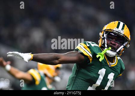 São PAULO, BRASILIEN - 6. SEPTEMBER: Der Wide Receiver der Green Bay Packers Jayden Reed (11) feiert, nachdem er am 6. September 2024 in der Arena Corinthians einen Touchdown während eines Spiels der NFL zwischen den Green Bay Packers und den Philadelphia Eagles erzielt hat. (Foto: Leandro Bernardes/PxImages) Credit: PX Images/Alamy Live News Stockfoto