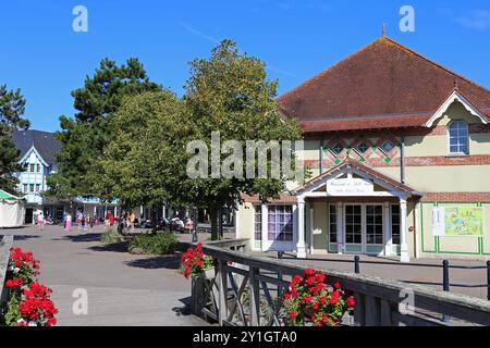 Maison de Belle Dune, Place Centrale, Belle Dune, Promenade du Marquenterre, Fort Mahon Plage, Côte Picarde, Somme, Hauts de France, Frankreich, Europa Stockfoto