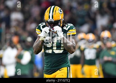 Sao Paulo, Brasilien. September 2024. São PAULO, BRASILIEN – 7. SEPTEMBER: Green Bay Packers Safety Javon Bullard (20) reagiert am 7. September 2024 in der Arena Corinthians in São Paulo, Brasilien, während eines NFL-Spiels zwischen den Green Bay Packers und den Philadelphia Eagles. (Foto: Leandro Bernardes/PxImages) Credit: PX Images/Alamy Live News Stockfoto