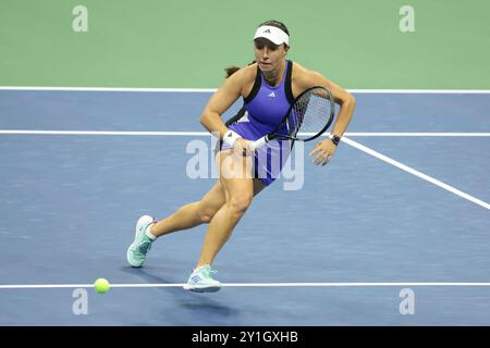 New York, Etats Unis. September 2024. Jessica Pegula aus den USA am 11. Tag des Grand Slam-Tennisturniers 2024 am 5. September 2024 im USTA Billie Jean King National Tennis Center in New York, USA – Foto Jean Catuffe/DPPI Credit: DPPI Media/Alamy Live News Stockfoto