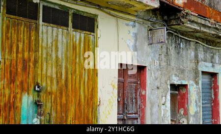 Alianello, Geisterdorf, Matera, Basilicata, Italien Stockfoto