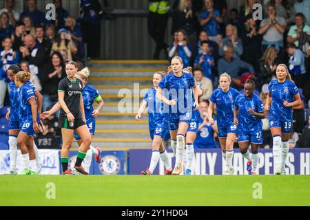 London, Großbritannien. September 2024. London - während eines Freundschaftsspiels in der Saison 2024/2025. Das Spiel findet am 7. September 2024 in London statt, wo Chelsea F.C. Women gegen Feyenoord V1 in Kingsmeadow ausgetragen wird. Credit: Box to Box Pictures/Alamy Live News Stockfoto