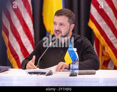 Ramstein Miesenbach, Deutschland. September 2024. GER, Ramstein-Miesenbach, Treffen der 24. Ukrainischen Verteidigungsgruppe mit dem US-Verteidigungsminister Lloyd Austin, Luftwaffenstützpunkt Ramstein, 06. September 2024, USA, Pressesprecher der Ukraine, Wolodymyr Selenskyj Credit: HMB Media/Alamy Live News Stockfoto