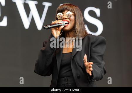 Shaznay Lewis trat bei BBC Radio 2 in the Park, Preston auf. Quelle: Craig Hawkhead/Alamy Live News Stockfoto