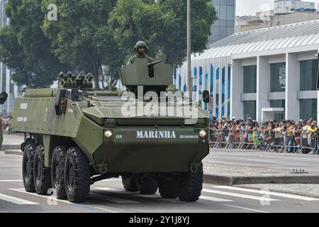 Rio De Janeiro, Brasilien. September 2024. RJ - RIO DE JANEIRO - 09/07/2024 - RIO DE JANEIRO, 7. SEPTEMBER-PARADE - Militärangehörige während der zivil-militärischen Parade am 7. September zur Feier der Unabhängigkeit Brasiliens auf der Avenida Presidente Vargas in der Innenstadt von Rio de Janeiro am Samstag (07). Foto: Thiago Ribeiro/AGIF (Foto: Thiago Ribeiro/AGIF/SIPA USA) Credit: SIPA USA/Alamy Live News Stockfoto