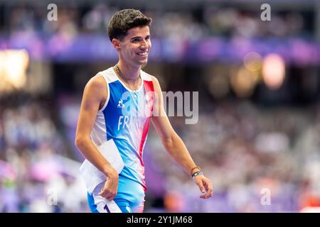 Paris, Frankreich. September 2024. PARIS, FRANKREICH - 7. SEPTEMBER: Renaud Clerc aus Frankreich reagiert auf das Finale der Männer 1500 m - T38 während des 10. Tages der Para Athletics - Paris 2024 Sommer Paralympic Games im Stade de France am 7. September 2024 in Paris. (Foto: Joris Verwijst/BSR Agency) Credit: BSR Agency/Alamy Live News Stockfoto