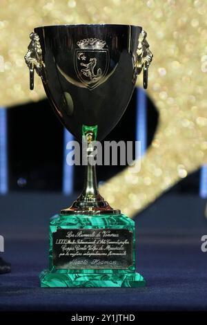 Venedig, Italien. September 2024. Der Goldene Löwe als beste Schauspielerin für Nicole Kidman beim 81. Internationalen Filmfestival Venedig am 7. September 2024 in Venedig. (Foto: Gian Mattia D'Alberto/LaPresse) Credit: LaPresse/Alamy Live News Stockfoto