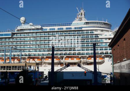 Das Kreuzfahrtschiff Emerald Princess liegt in St. John, New Brunswick Stockfoto