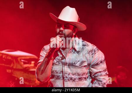 San Francisco, USA. September 2024. Carin Leon tritt live im Konzert während der „Boca Chueca Tour“ im Chase Center am 6. September 2024 in San Francisco, Kalifornien, auf. Foto: Picture Happy Photos/imageSPACE Credit: Imagespace/Alamy Live News Stockfoto
