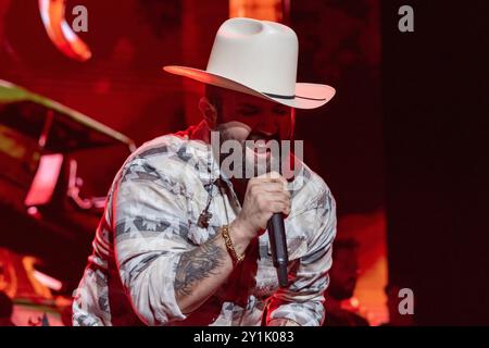 San Francisco, USA. September 2024. Carin Leon tritt live im Konzert während der „Boca Chueca Tour“ im Chase Center am 6. September 2024 in San Francisco, Kalifornien, auf. Foto: Picture Happy Photos/imageSPACE Credit: Imagespace/Alamy Live News Stockfoto