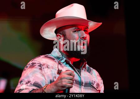 San Francisco, USA. September 2024. Carin Leon tritt live im Konzert während der „Boca Chueca Tour“ im Chase Center am 6. September 2024 in San Francisco, Kalifornien, auf. Foto: Picture Happy Photos/imageSPACE Credit: Imagespace/Alamy Live News Stockfoto