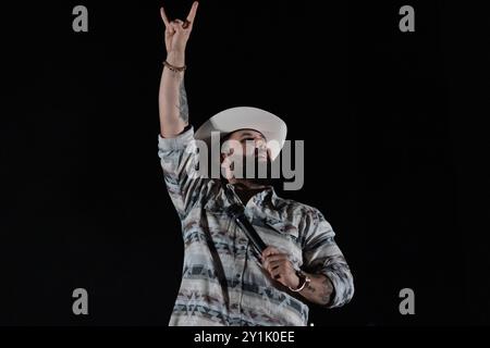 San Francisco, USA. September 2024. Carin Leon tritt live im Konzert während der „Boca Chueca Tour“ im Chase Center am 6. September 2024 in San Francisco, Kalifornien, auf. Foto: Foto: Foto Happy Photos/imageSPACE/SIPA USA Credit: SIPA USA/Alamy Live News Stockfoto