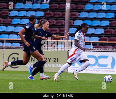 Bourgoin Jallieu, Frankreich. September 2024. Tabitha Chawinga (22 Olympique Lyonnais) während des Freundschaftsspiels zwischen Olympique Lyonnais und Juventus FC im Stade Pierre Rajon in Bourgouin-Jallieu, Frankreich. (Pauline FIGUET/SPP) Credit: SPP Sport Press Photo. /Alamy Live News Stockfoto