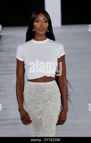 New York, USA. September 2024. Model Naomi Campbell spaziert auf der Ralph Lauren Fashion Show während der Frühjahr Sommer 2025 Collections Fashion Show auf der New York Fashion Week in Khalily Stables in Bridgehampton, NY am 5. September 2024. (Foto: Jonas Gustavsson/SIPA USA) Credit: SIPA USA/Alamy Live News Stockfoto