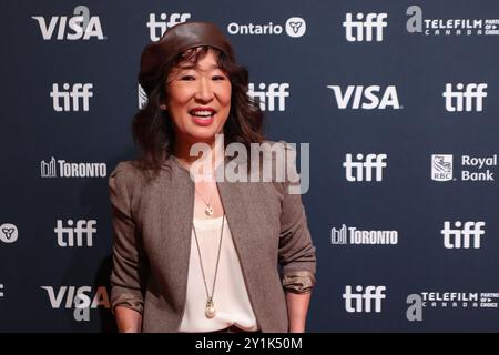 Toronto, Kanada. September 2024. Sandra Oh besucht die Premiere von Double Happiness während des Toronto International Film Festivals 2024 im TIFF Lightbox in Toronto, Ontario, am 7. September 2024. (Foto: Arrush Chopra/NurPhoto) Credit: NurPhoto SRL/Alamy Live News Stockfoto