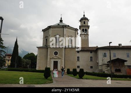 Rival del garda/Itlay/30 Mai 2024/ . Blick auf das italienische Rivra del garda und das Leben am gardasee und die italienische Stadt Riva del garda Itlay Stockfoto