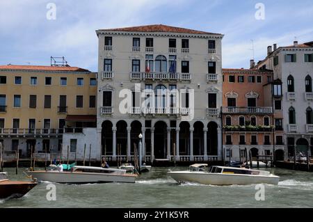 Venedig/Itlay/29. Mai 2024/.tägliches und geschäftliches Leben auf der italienischen Insel Venedig Stockfoto