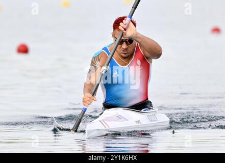 Paris, Frankreich. September 2024. Para Canoe. Paris 2024 Paralympics Olympisches Nautikstadion. Paris. Remy Boulle (FRA) in Para Canoe Finals während der Paralympics 2024 in Paris im Olympischen Nautikstadion, Frankreich. Quelle: Sport In Pictures/Alamy Live News Stockfoto