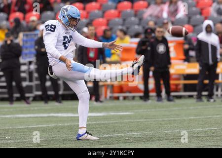 Ottawa, Kanada. September 2024. John Haggerty (29) spielt während des CFL-Spiels zwischen den Toronto Argonauts und den Ottawa Redblacks im TD Place Stadium in Ottawa, Kanada. Daniel Lea/CSM/Alamy Live News Stockfoto