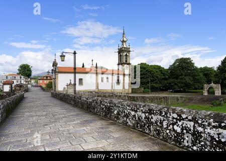 St. Antonius der alten Turmkirche und römische und mittelalterliche Brücke, Ponte de Lima, Minho, Portugal, Europa Stockfoto