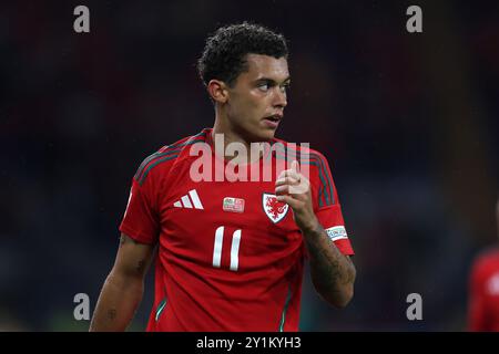 Cardiff, Großbritannien. September 2024. Brennan Johnson aus Wales schaut zu. Wales gegen die Türkei, UEFA Nations League, Spiel der Gruppe H im Cardiff City Stadion am Freitag, den 6. September 2024. Nur redaktionelle Verwendung. bild von Andrew Orchard/Andrew Orchard Sportfotografie/Alamy Live News Credit: Andrew Orchard Sportfotografie/Alamy Live News Stockfoto